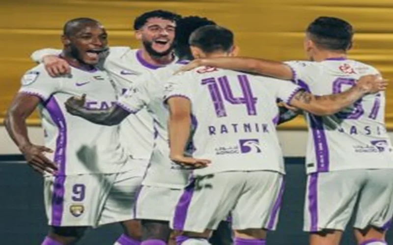 العين يسيطر على الصدارة بينما شباب الأهلي يتأهل للمركز الثالث